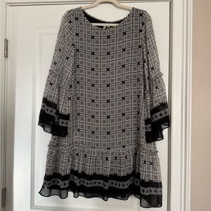 Max Studio Black and Gray Checkered Long Sleeve Dress